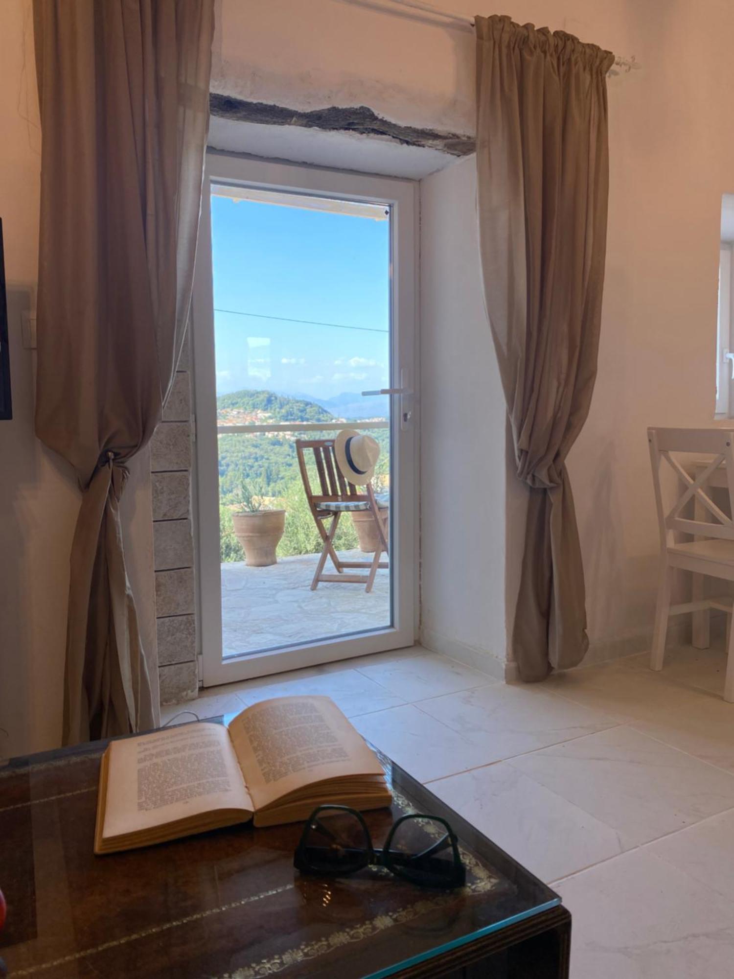 Dinateli House In Corfu - Live Like A Local
